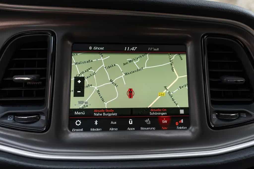 Dodge Challenger 6,4L SCAT PACK ALPINE CARPLAY KAM 03/2022-photo-16