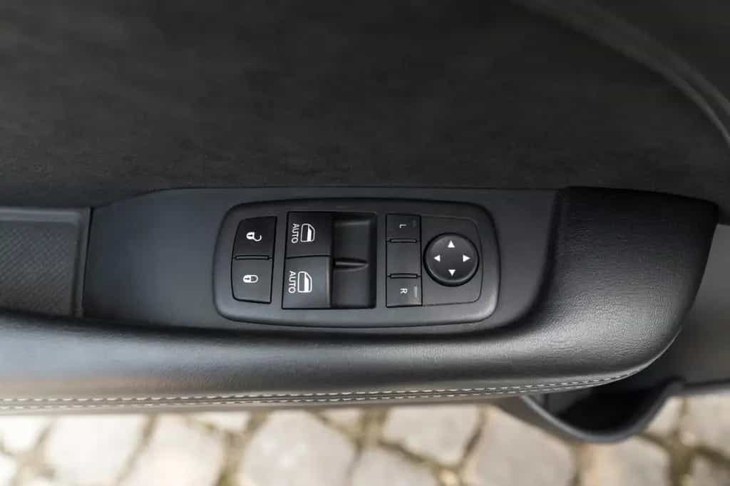 Dodge Challenger 6,4L SCAT PACK ALPINE CARPLAY KAM 03/2022-photo-20