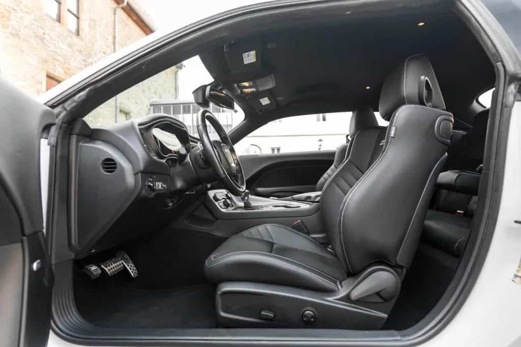 Dodge Challenger 6,4L SCAT PACK ALPINE CARPLAY KAM 03/2022-photo-4