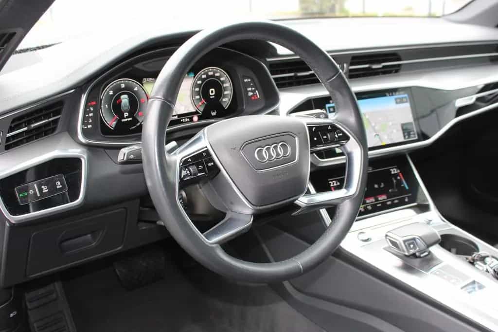 Audi A6 Avant 40 TDI ACC ASG AHK Blackstyle Memory 08/2021-photo-17