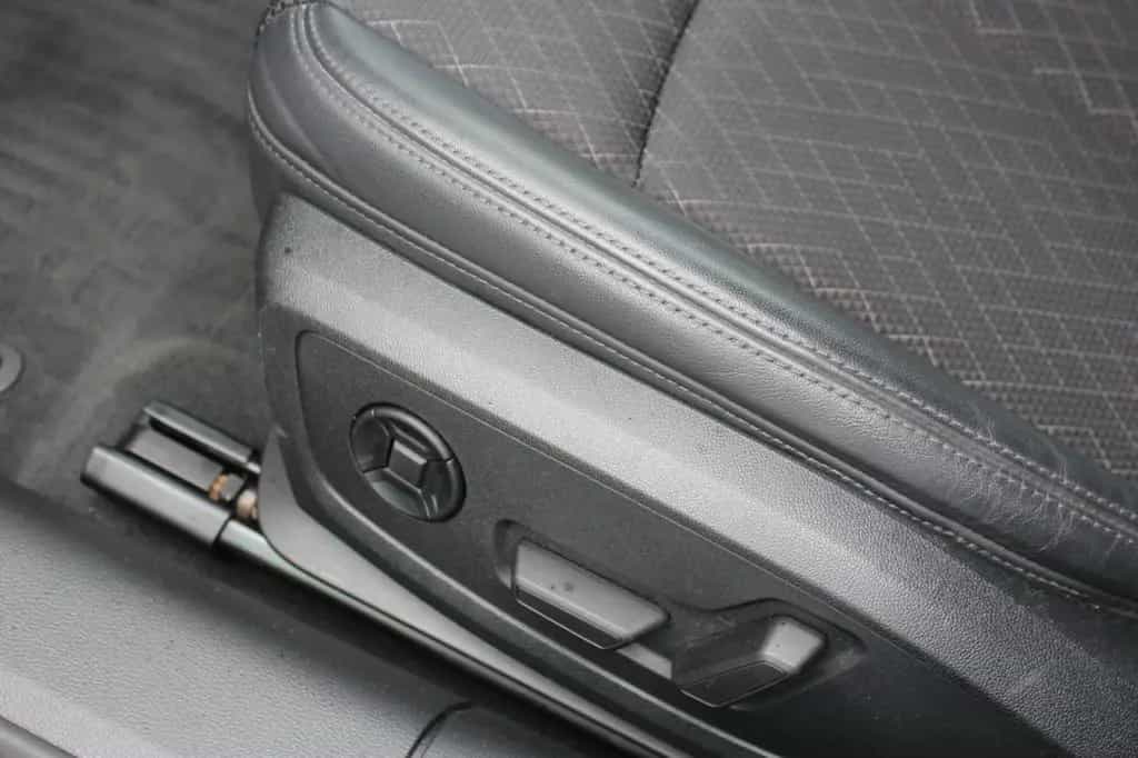 Audi A6 Avant 40 TDI ACC ASG AHK Blackstyle Memory 08/2021-photo-23