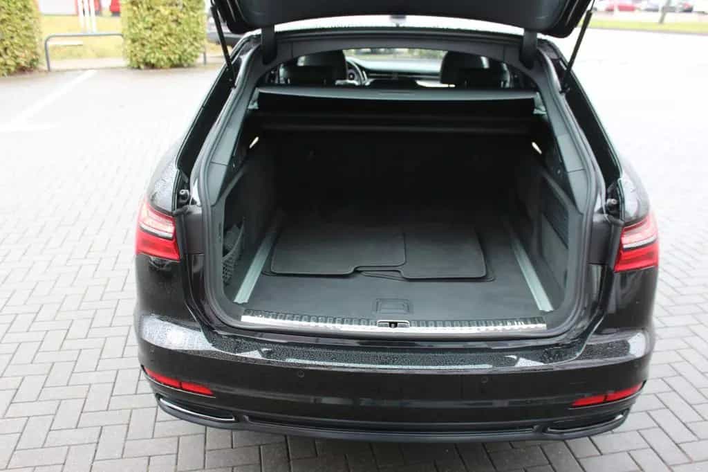 Audi A6 Avant 40 TDI ACC ASG AHK Blackstyle Memory 08/2021-photo-24