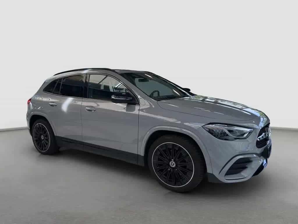 Mercedes-Benz GLA 200 AMG Line*NightPaket*MULTIBEAM LED*Kamera 08/2025-photo-17