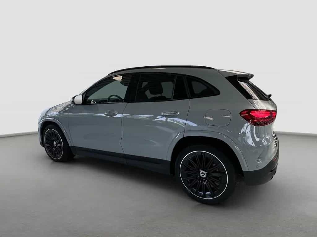 Mercedes-Benz GLA 200 AMG Line*NightPaket*MULTIBEAM LED*Kamera 08/2025-photo-19