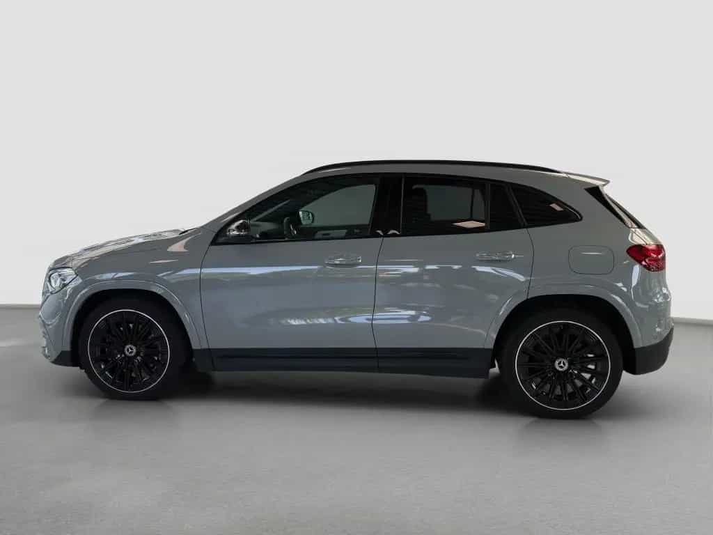 Mercedes-Benz GLA 200 AMG Line*NightPaket*MULTIBEAM LED*Kamera 08/2025-photo-2