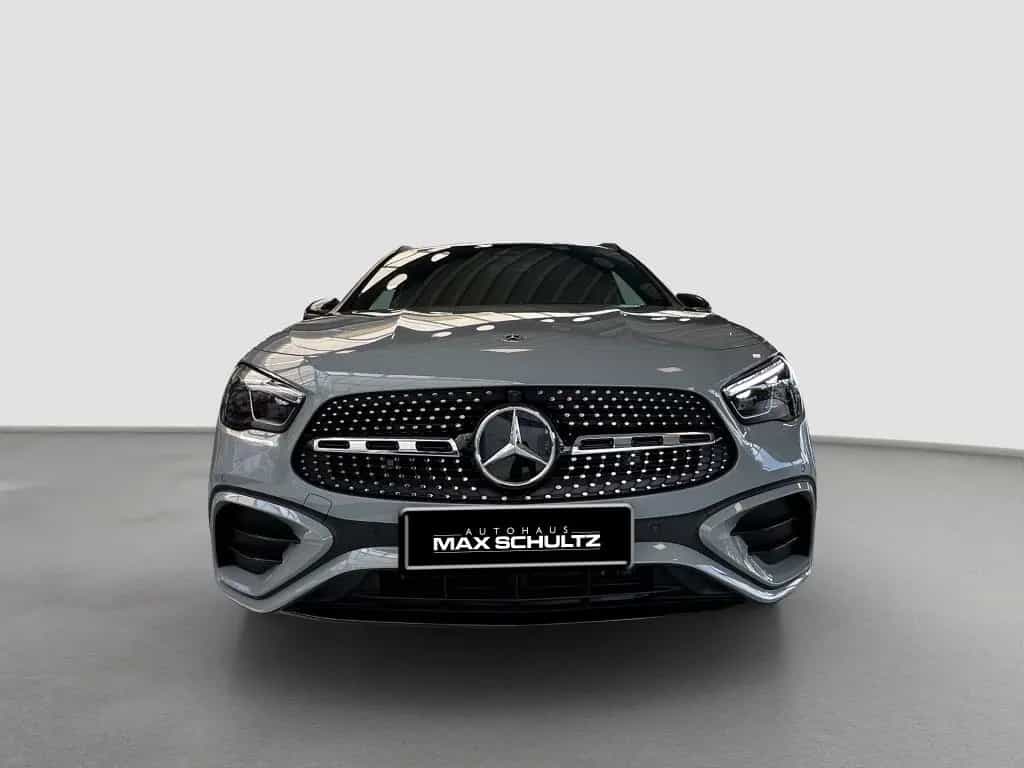 Mercedes-Benz GLA 200 AMG Line*NightPaket*MULTIBEAM LED*Kamera 08/2025-photo-20