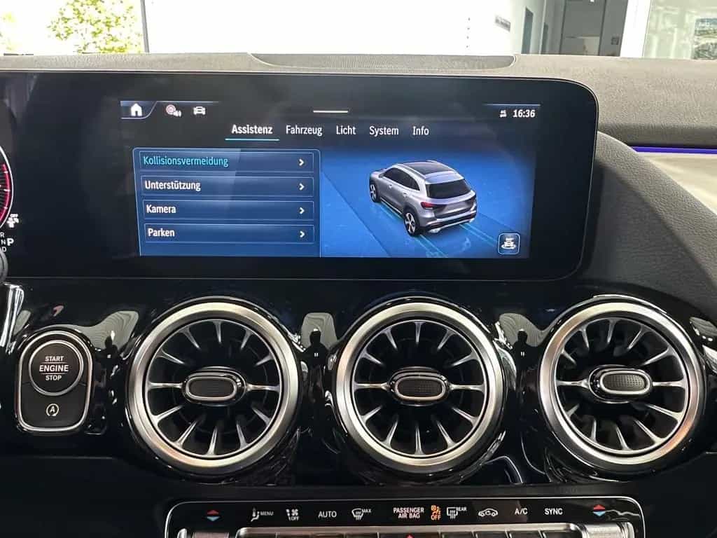 Mercedes-Benz GLA 200 AMG Line*NightPaket*MULTIBEAM LED*Kamera 08/2025-photo-22