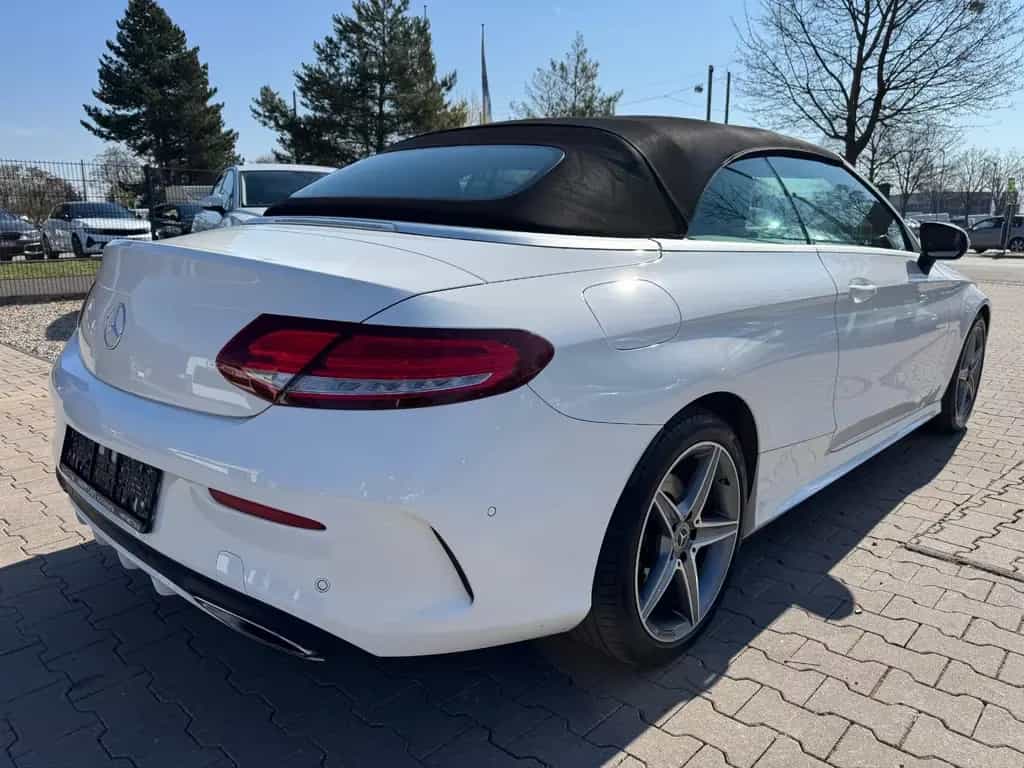 Mercedes-Benz C 200 Cabrio -AMG Line 02/2018-photo-12