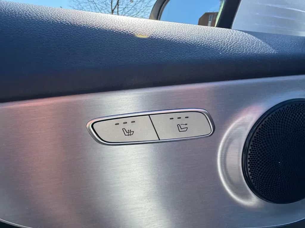 Mercedes-Benz C 200 Cabrio -AMG Line 02/2018-photo-17