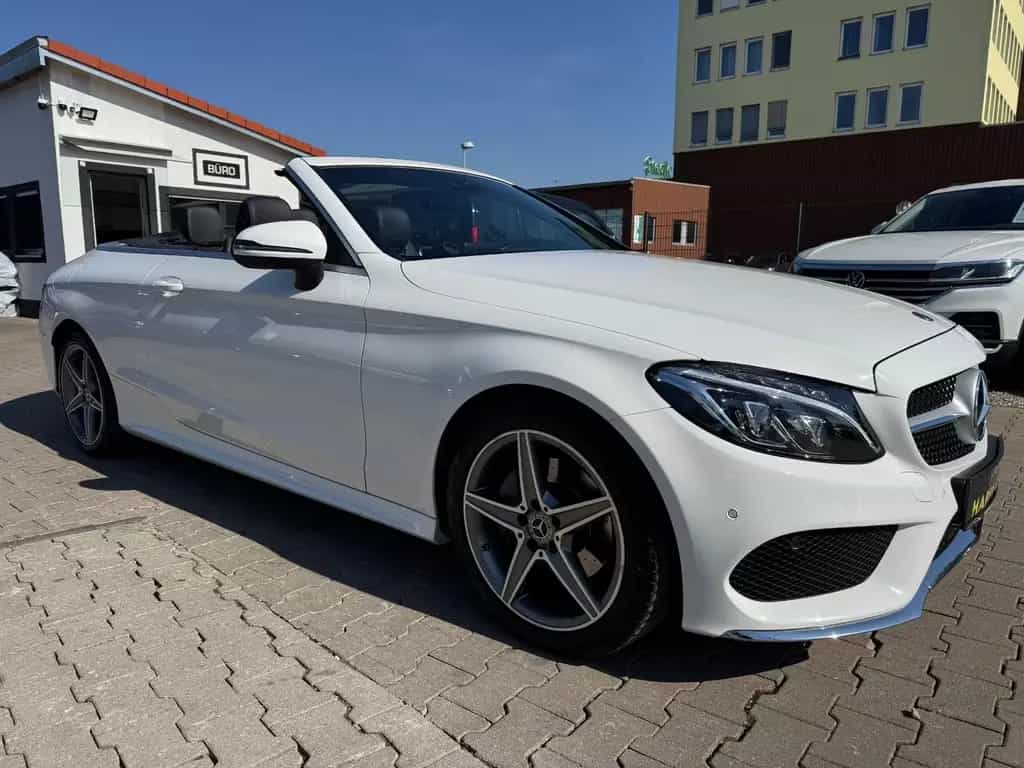 Mercedes-Benz C 200 Cabrio -AMG Line 02/2018-photo-2