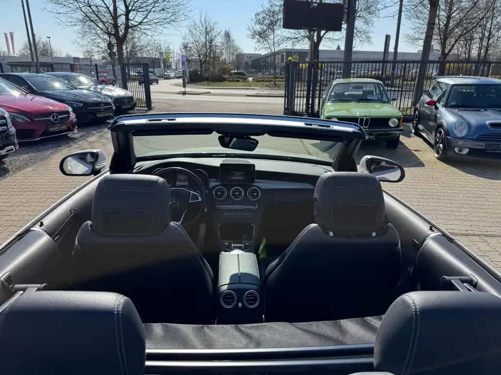 Mercedes-Benz C 200 Cabrio -AMG Line 02/2018-photo-22