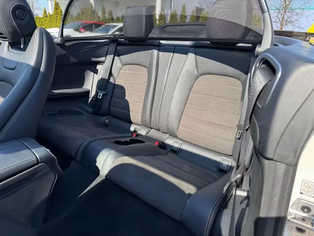 Mercedes-Benz C 200 Cabrio -AMG Line 02/2018-photo-23