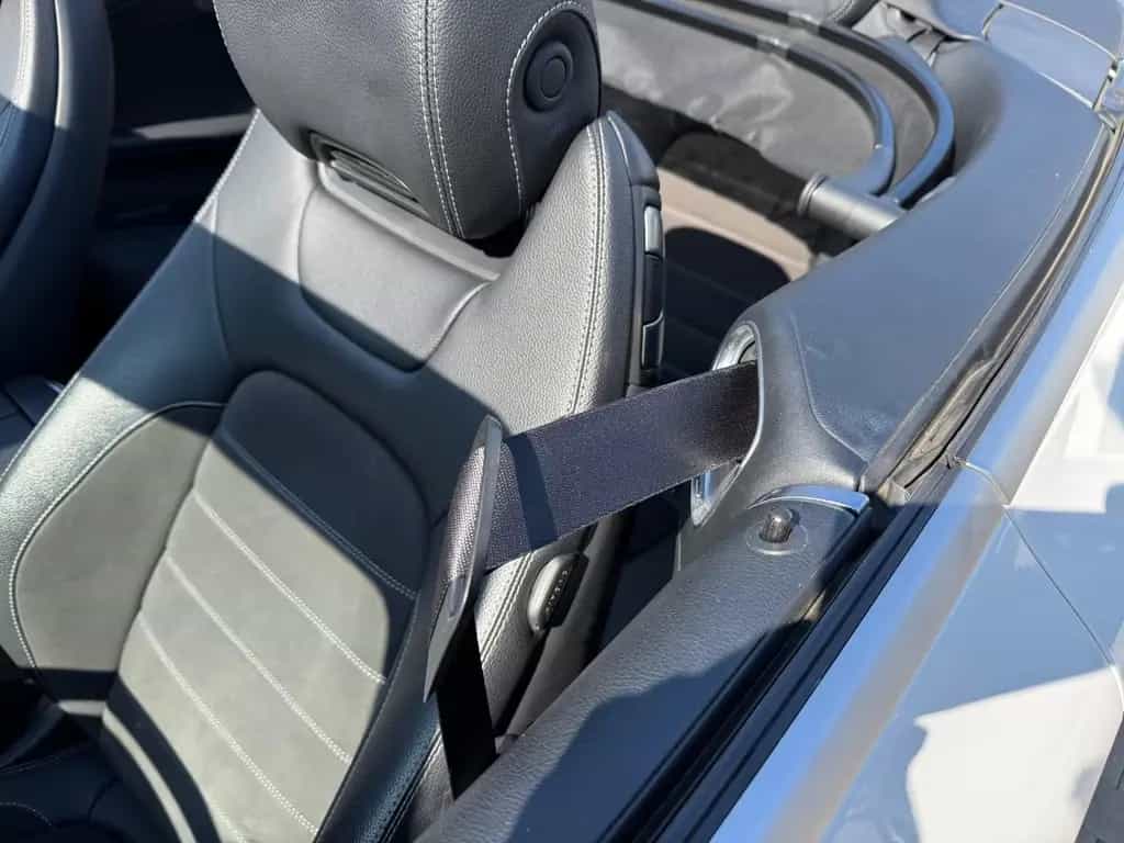 Mercedes-Benz C 200 Cabrio -AMG Line 02/2018-photo-25