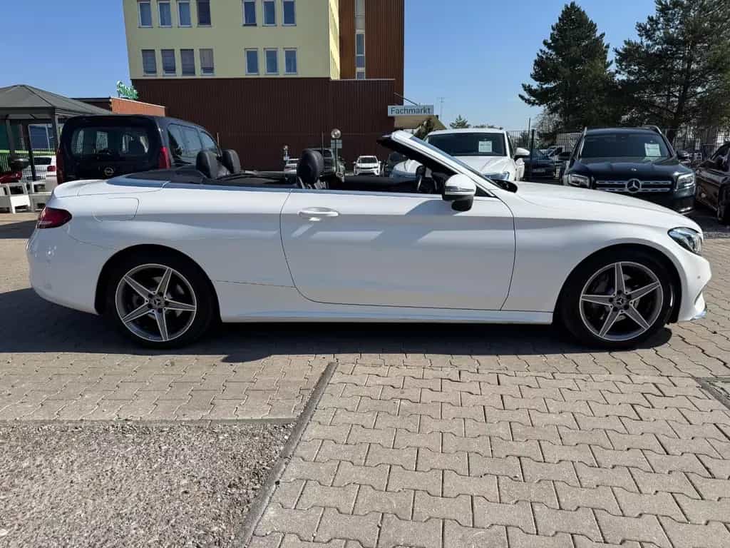 Mercedes-Benz C 200 Cabrio -AMG Line 02/2018-photo-3