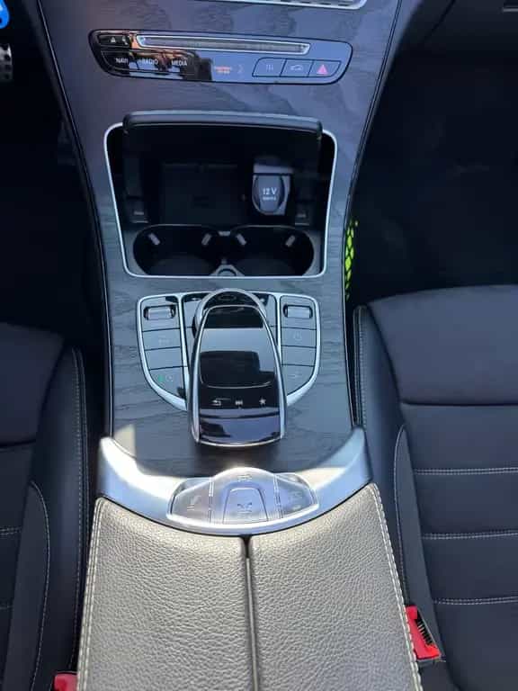 Mercedes-Benz C 200 Cabrio -AMG Line 02/2018-photo-30