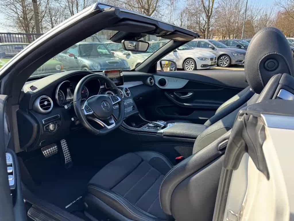 Mercedes-Benz C 200 Cabrio -AMG Line 02/2018-photo-37