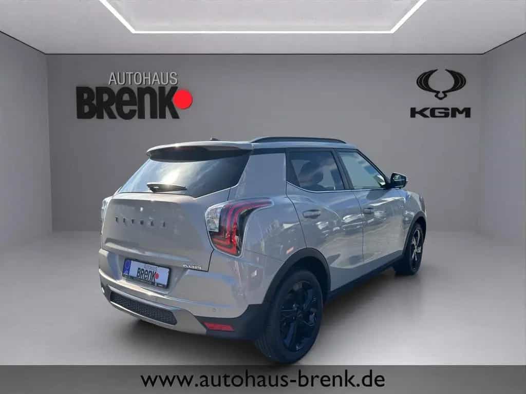 KGM Tivoli Nomad+ 1.5 2WD *LED/SHZ/RFK/App/PDC* null-photo-5