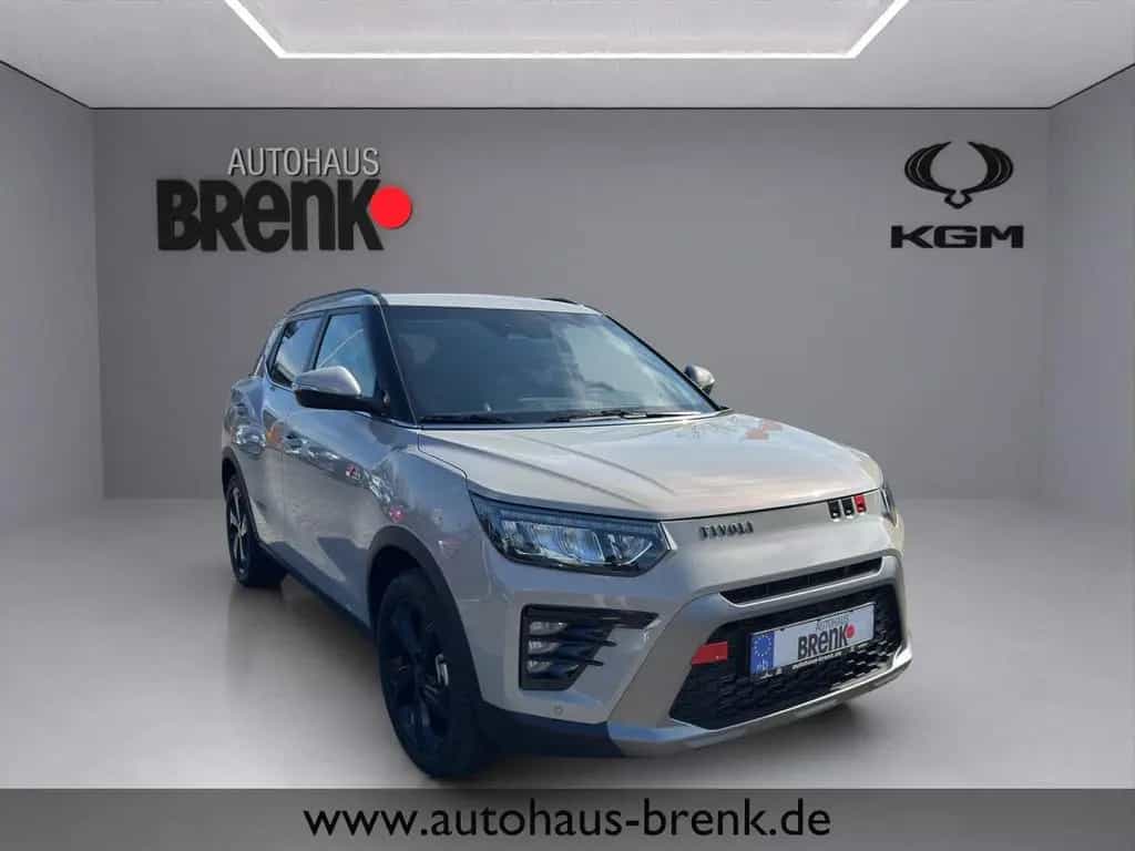 KGM Tivoli Nomad+ 1.5 2WD *LED/SHZ/RFK/App/PDC* null-photo-7
