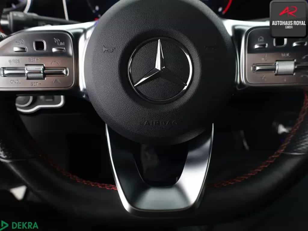 Mercedes-Benz A-Class 250 AMG NIGHT MULTIBEAM,DISTRO,KAMERA,CARPLAY 01/2019-photo-13