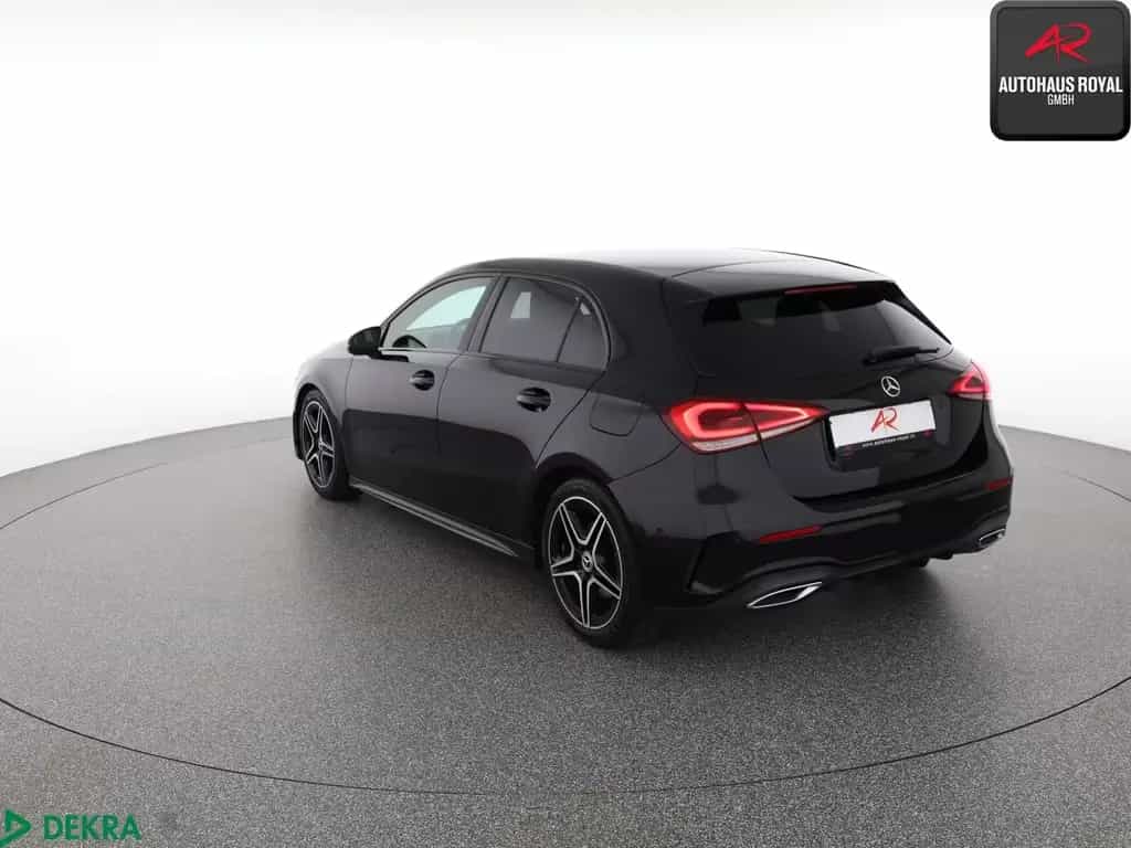 Mercedes-Benz A-Class 250 AMG NIGHT MULTIBEAM,DISTRO,KAMERA,CARPLAY 01/2019-photo-2