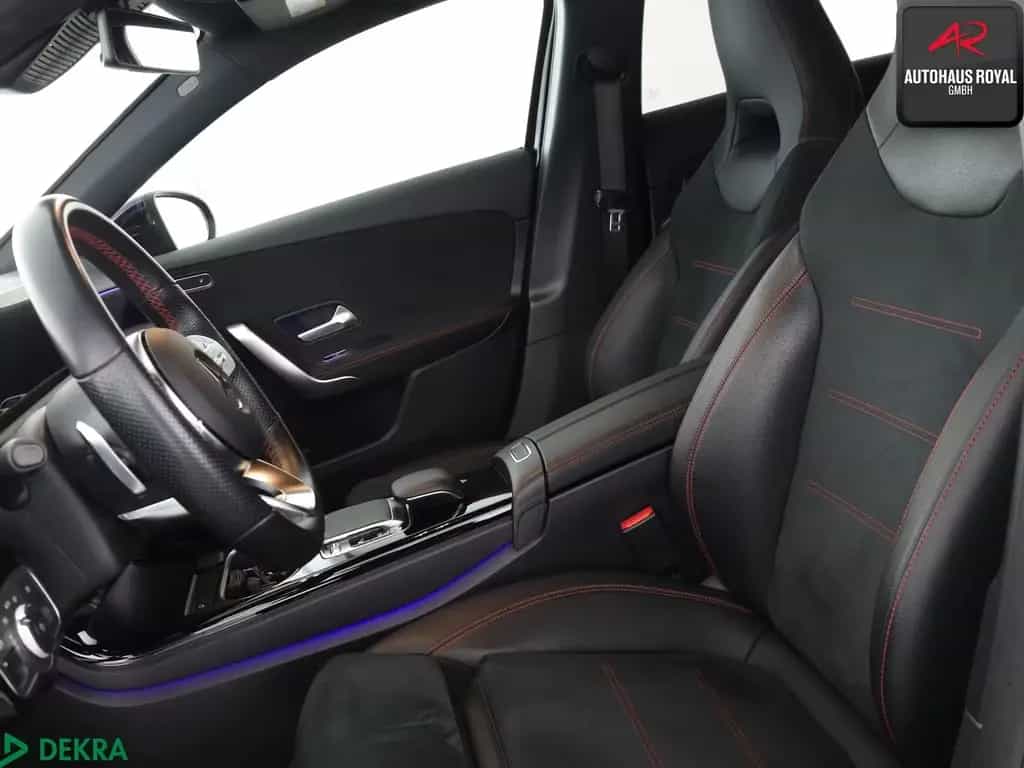 Mercedes-Benz A-Class 250 AMG NIGHT MULTIBEAM,DISTRO,KAMERA,CARPLAY 01/2019-photo-9