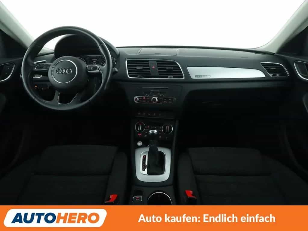 Audi Q3 2.0 TFSI quattro Sport Aut.*NAVI*LED*TEMPO* 06/2017-photo-11