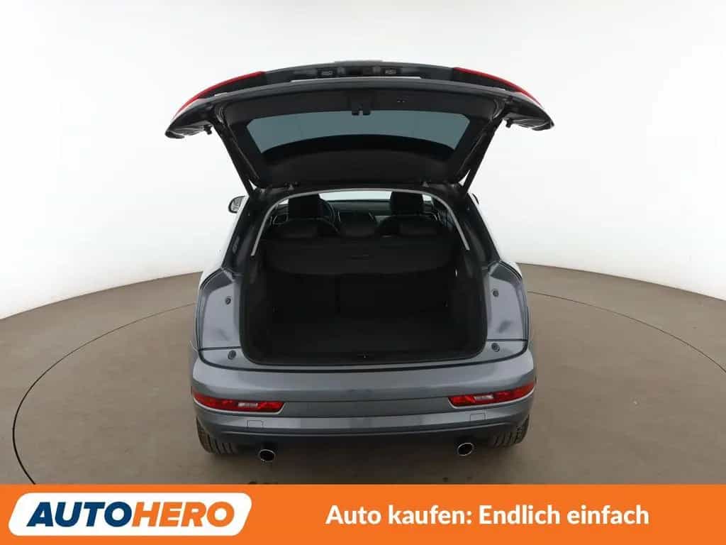 Audi Q3 2.0 TFSI quattro Sport Aut.*NAVI*LED*TEMPO* 06/2017-photo-16