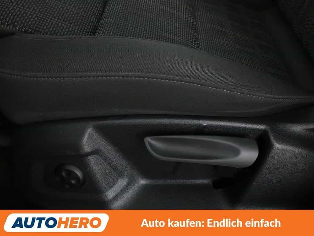 Audi Q3 2.0 TFSI quattro Sport Aut.*NAVI*LED*TEMPO* 06/2017-photo-26