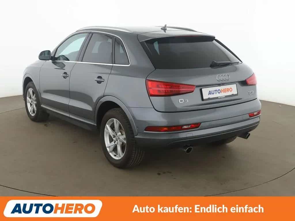 Audi Q3 2.0 TFSI quattro Sport Aut.*NAVI*LED*TEMPO* 06/2017-photo-3