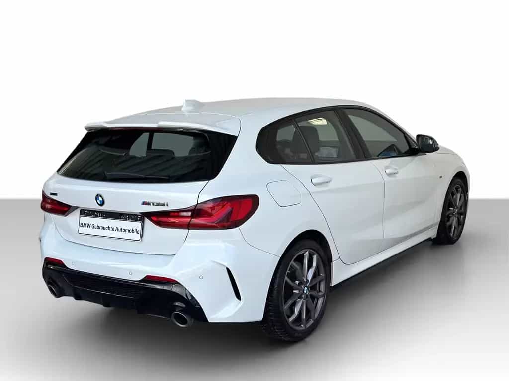 BMW M135 iA xDrive 5-trg. M Paket LiveCock.LED.HUD.PD 04/2021-photo-3