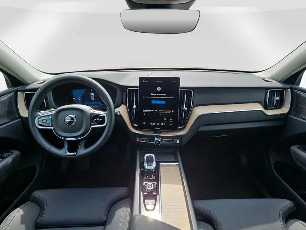 Volvo XC60 B5 AWD Plus Dark Pano/360°/HUD/FACELIFT! 07/2025-photo-1