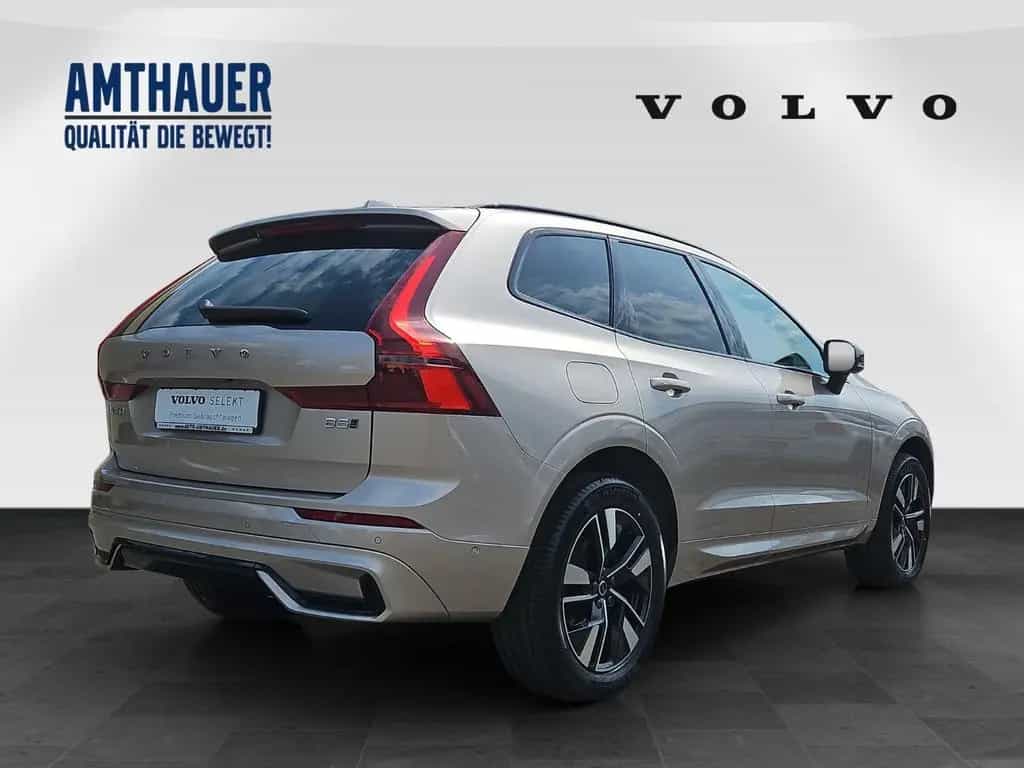 Volvo XC60 B5 AWD Plus Dark Pano/360°/HUD/FACELIFT! 07/2025-photo-5