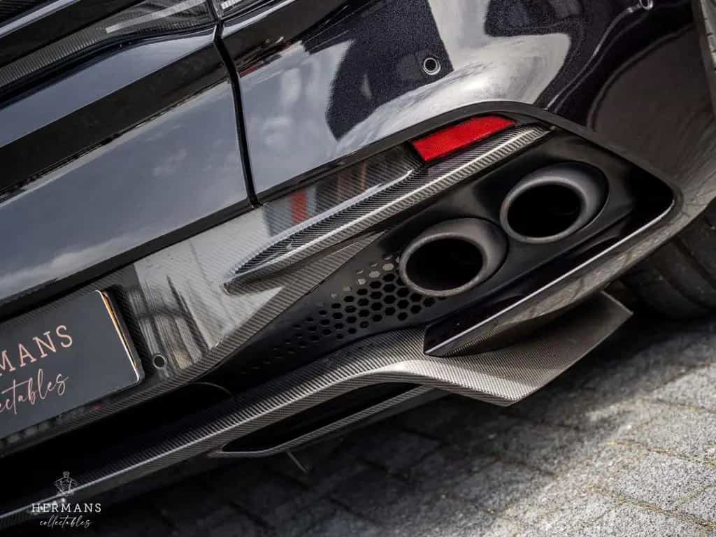 Aston Martin DBS Volante 5.2 V12 Superleggera / B&O 3D / Carb 06/2022-photo-12