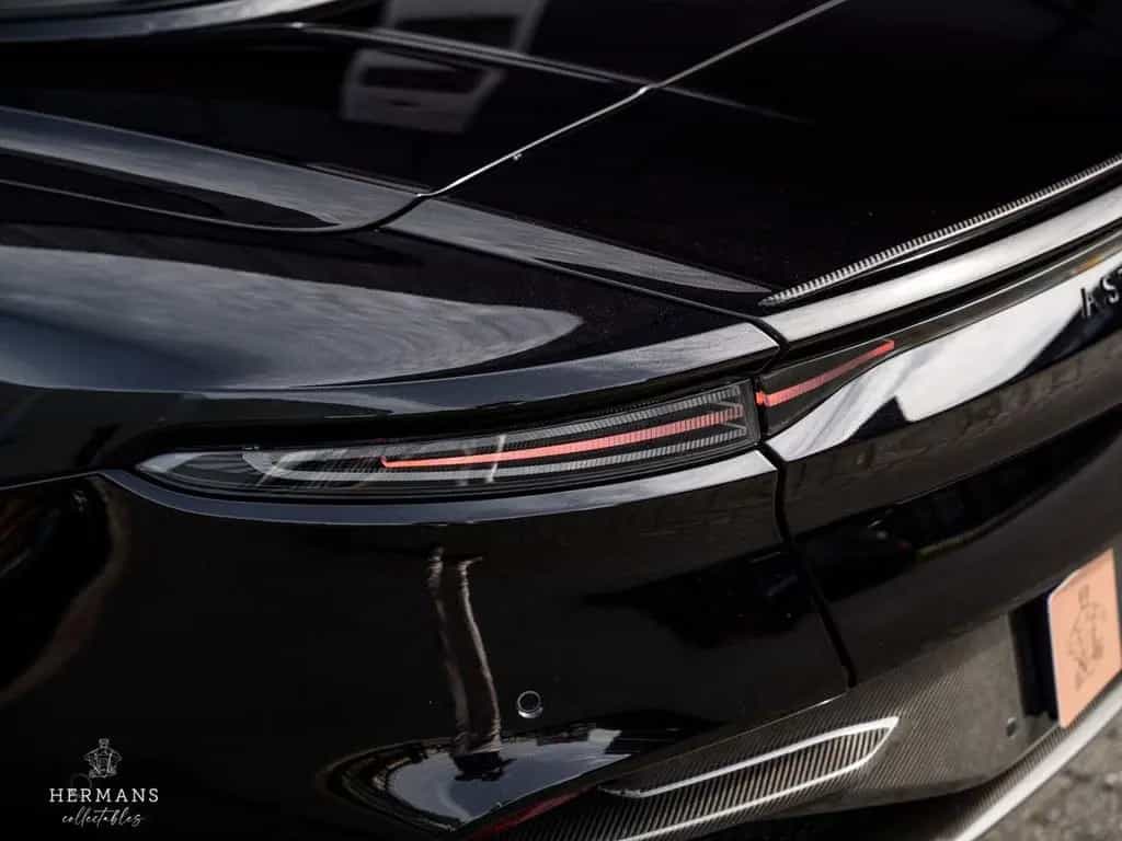 Aston Martin DBS Volante 5.2 V12 Superleggera / B&O 3D / Carb 06/2022-photo-14