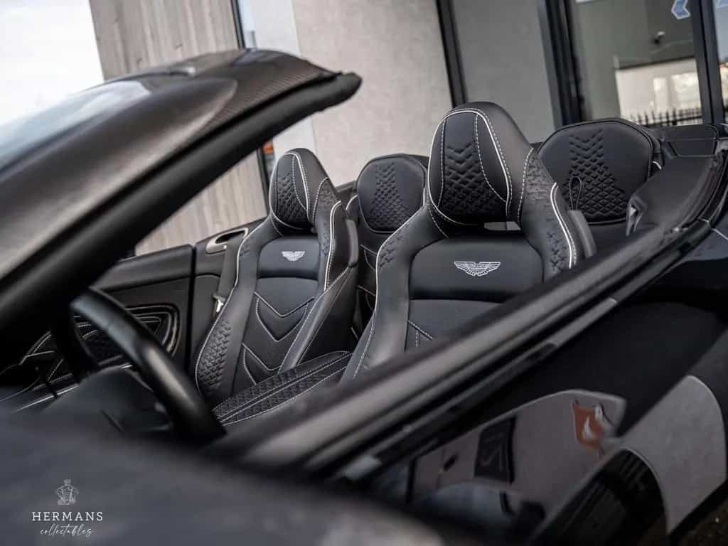 Aston Martin DBS Volante 5.2 V12 Superleggera / B&O 3D / Carb 06/2022-photo-17