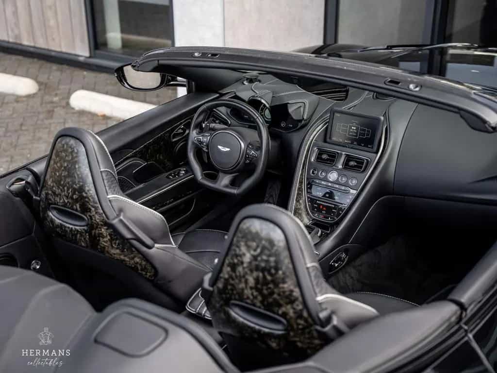 Aston Martin DBS Volante 5.2 V12 Superleggera / B&O 3D / Carb 06/2022-photo-21