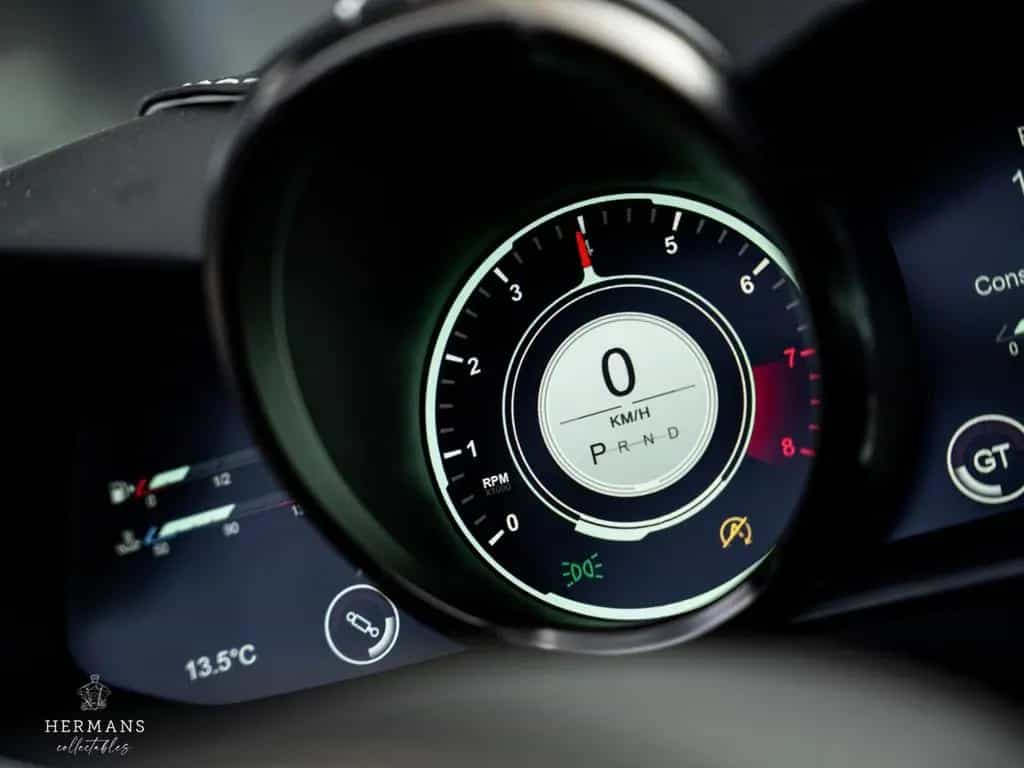 Aston Martin DBS Volante 5.2 V12 Superleggera / B&O 3D / Carb 06/2022-photo-24