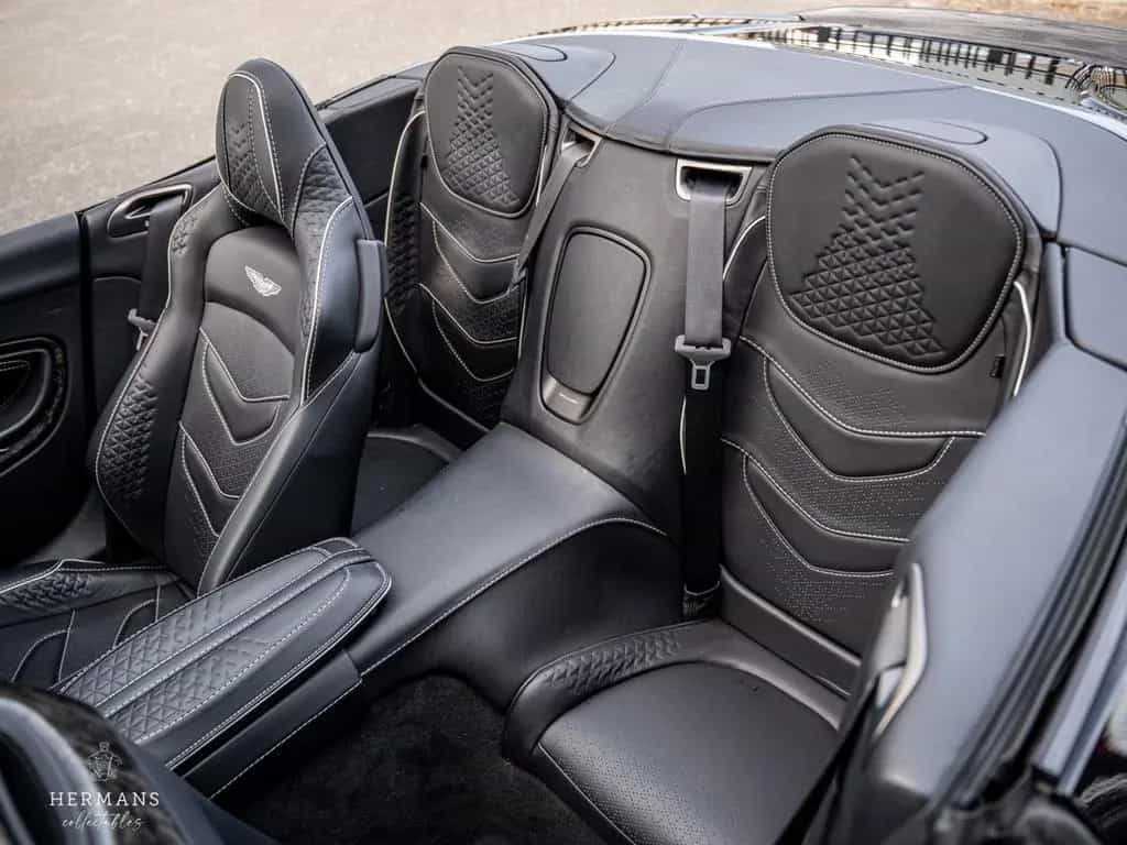 Aston Martin DBS Volante 5.2 V12 Superleggera / B&O 3D / Carb 06/2022-photo-27