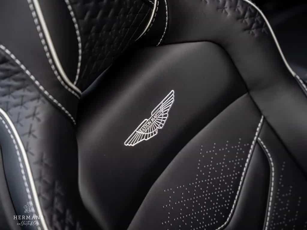 Aston Martin DBS Volante 5.2 V12 Superleggera / B&O 3D / Carb 06/2022-photo-34