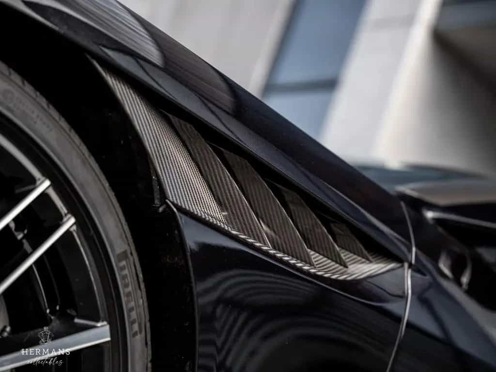 Aston Martin DBS Volante 5.2 V12 Superleggera / B&O 3D / Carb 06/2022-photo-9