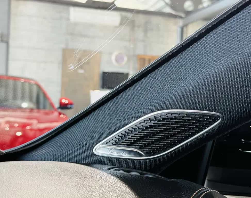 Mercedes-Benz A 35 AMG 4Matic*SCHALE*360°*HUD*BURMESTER*DISTR. 11/2018-photo-23