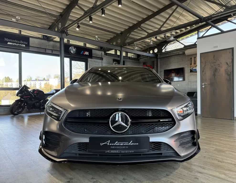 Mercedes-Benz A 35 AMG 4Matic*SCHALE*360°*HUD*BURMESTER*DISTR. 11/2018-photo-9