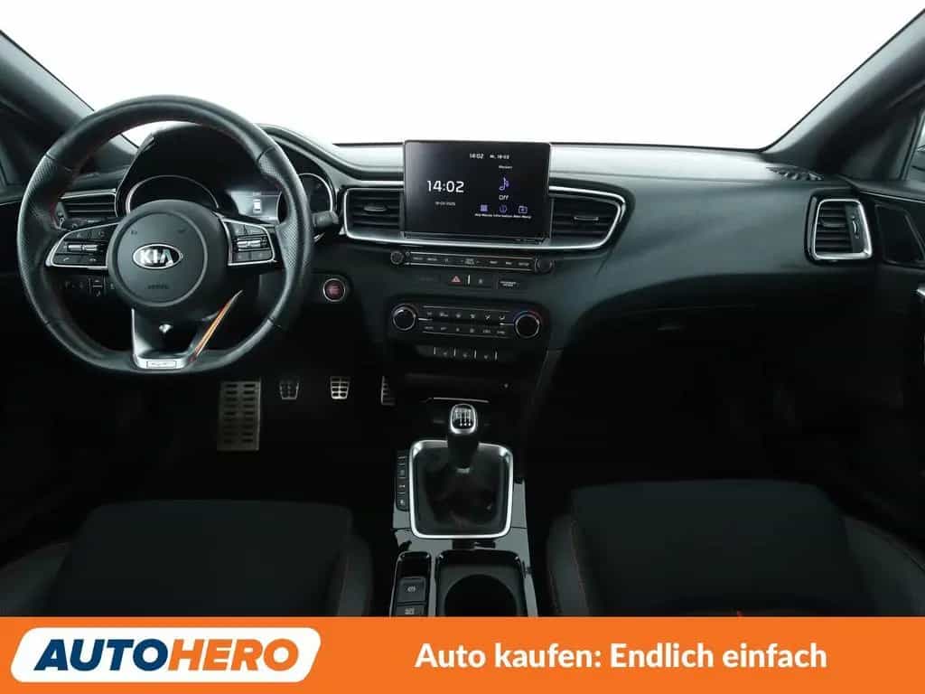 Kia Ceed 1.6 TGDI GT*NAVI*LED*TEMPO*PDC*SHZ* 07/2019-photo-8