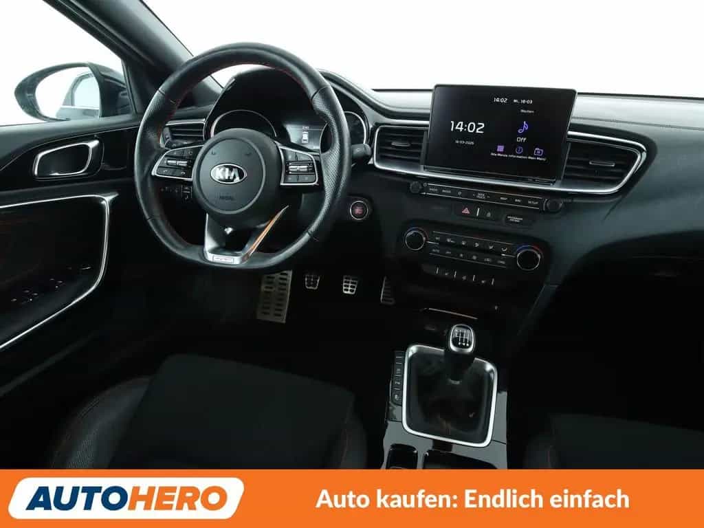 Kia Ceed 1.6 TGDI GT*NAVI*LED*TEMPO*PDC*SHZ* 07/2019-photo-9