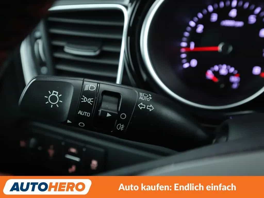 Kia Ceed 1.6 TGDI GT*NAVI*LED*TEMPO*PDC*SHZ* 07/2019-photo-24