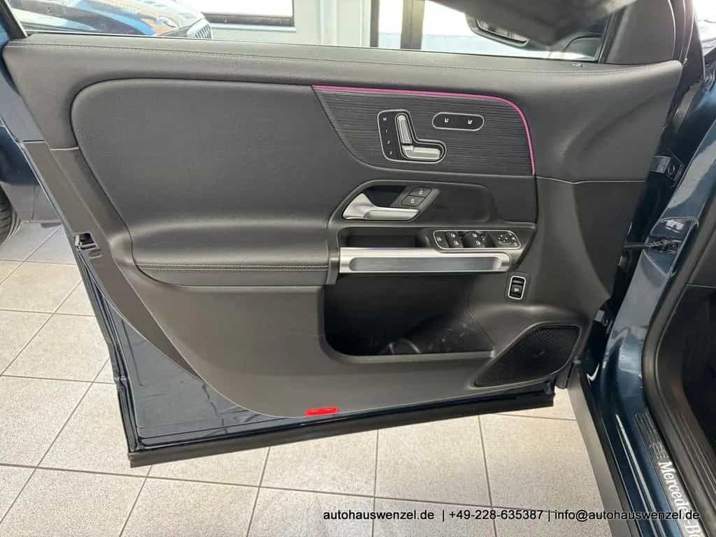 Mercedes-Benz GLB-Class d 4Matic LEDER PANO MEMO STANDHZG AMG19" 12/2020-photo-14