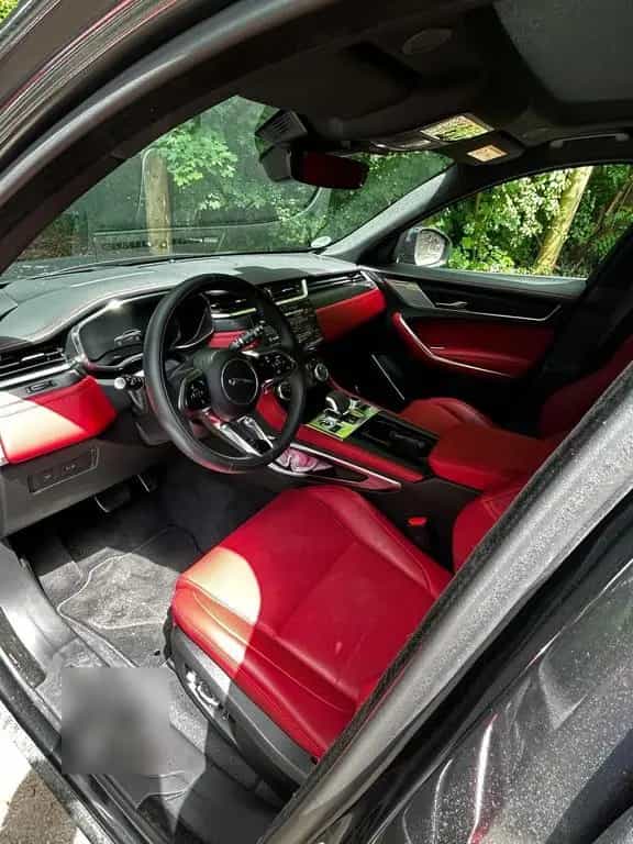 Jaguar F-Pace 06/2023-photo-1