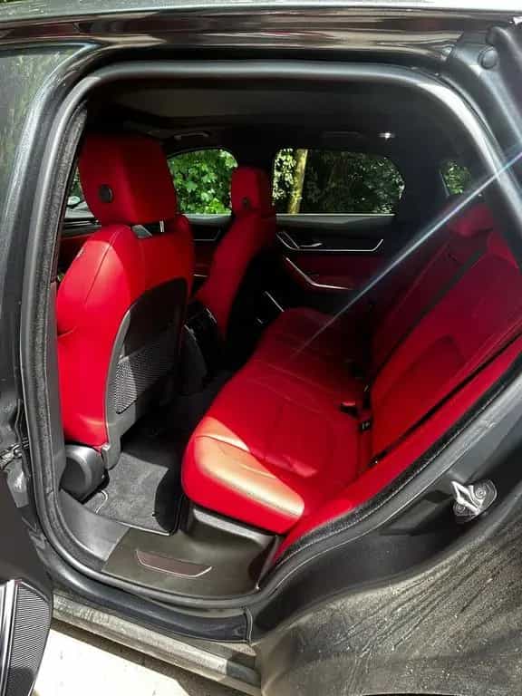 Jaguar F-Pace 06/2023-photo-4