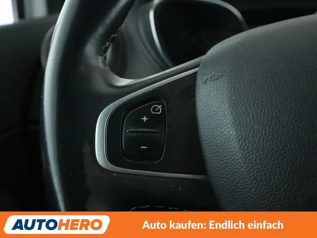 Renault Captur 1.2 TCe Energy BOSE Edition Aut.*NAVI*LED 08/2018-photo-27