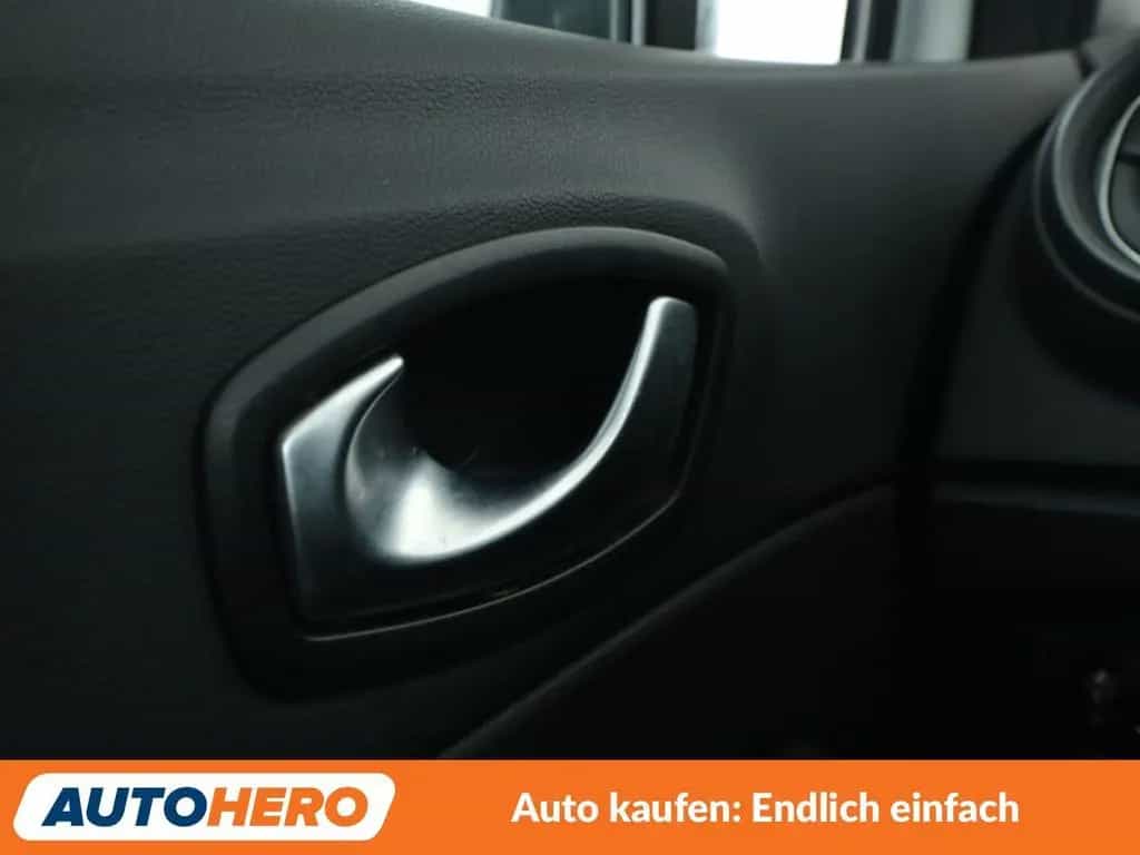 Renault Captur 1.2 TCe Energy BOSE Edition Aut.*NAVI*LED 08/2018-photo-28